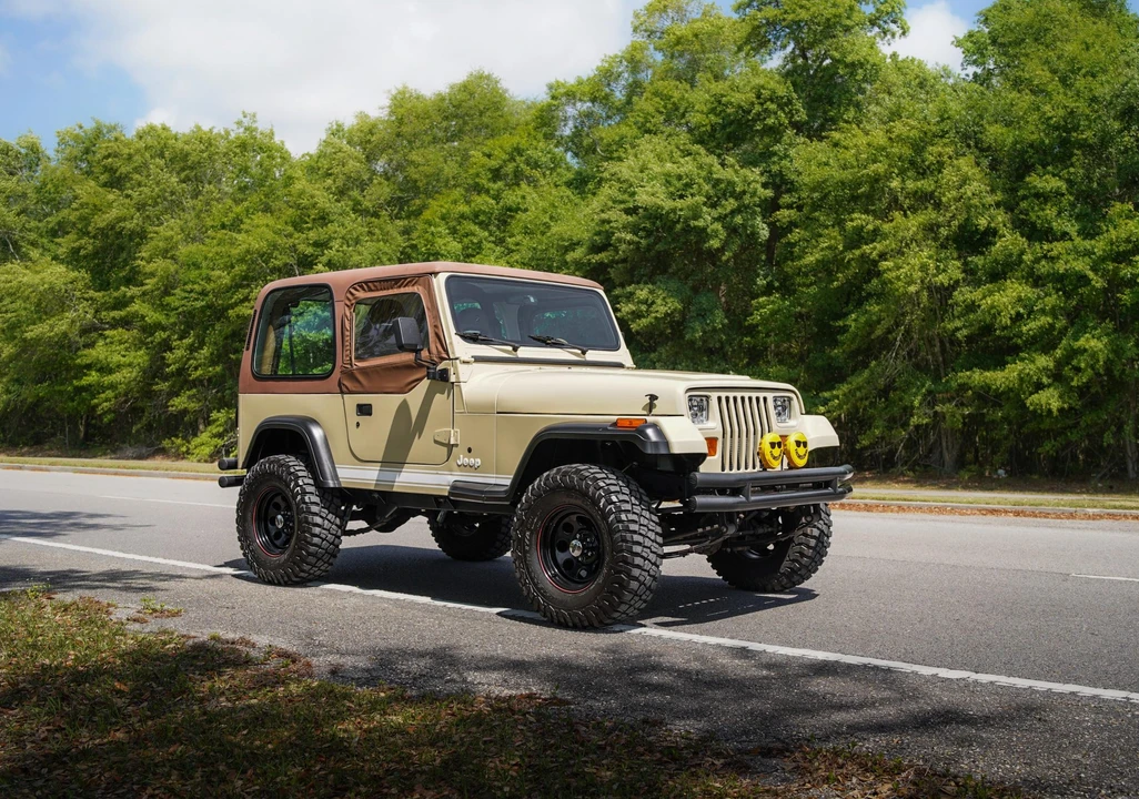 1992 Jeep YJ Wrangler - Image 21 of 31