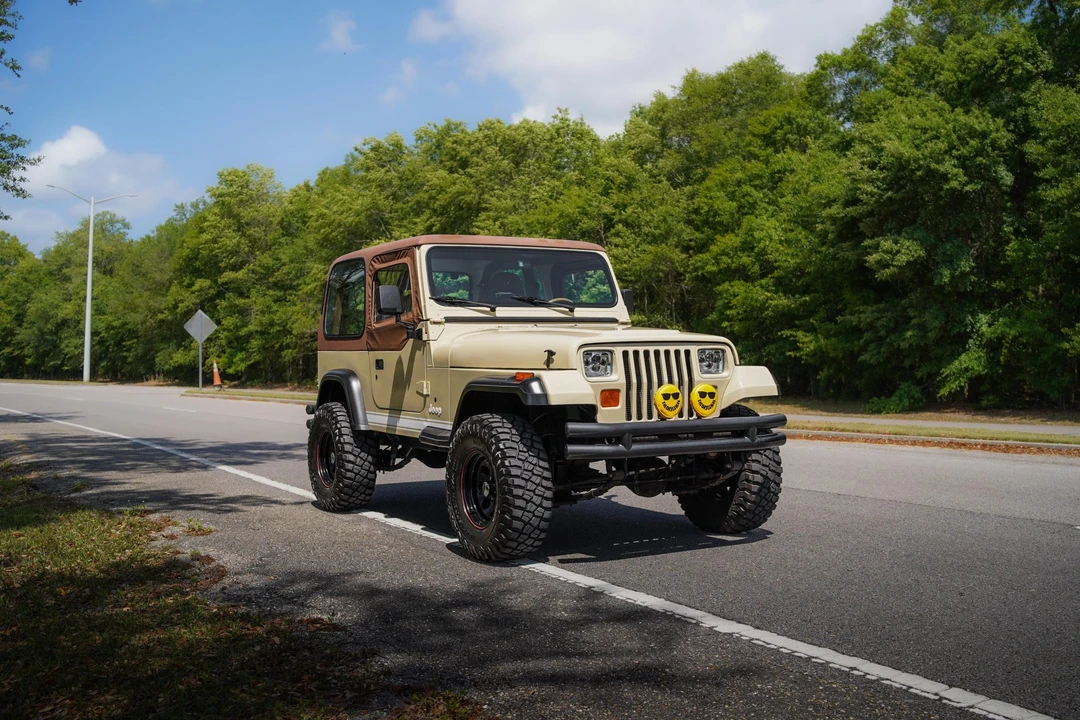 1992 Jeep YJ Wrangler - Image 22 of 31
