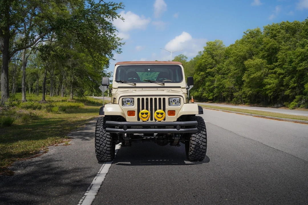 1992 Jeep YJ Wrangler - Image 23 of 31