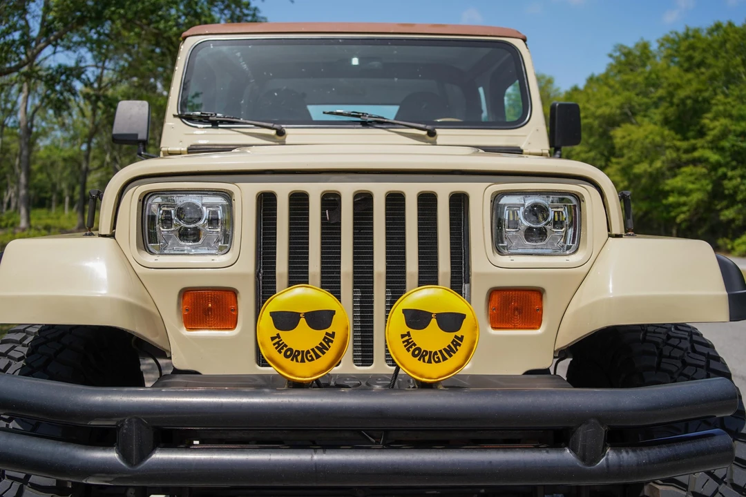 1992 Jeep YJ Wrangler - Image 25 of 31