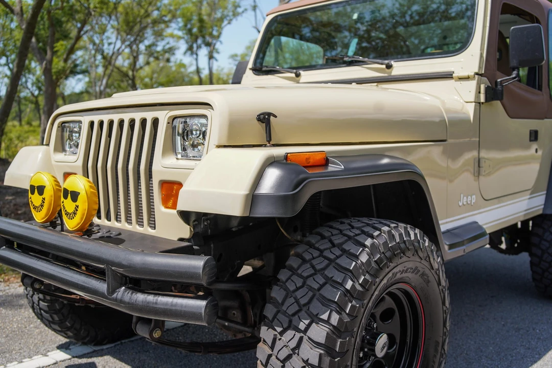 1992 Jeep YJ Wrangler - Image 27 of 31