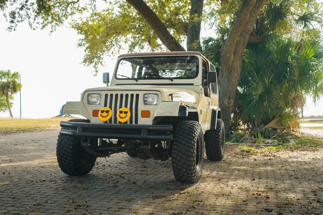 1992 Jeep YJ Wrangler - Image 2 of 31