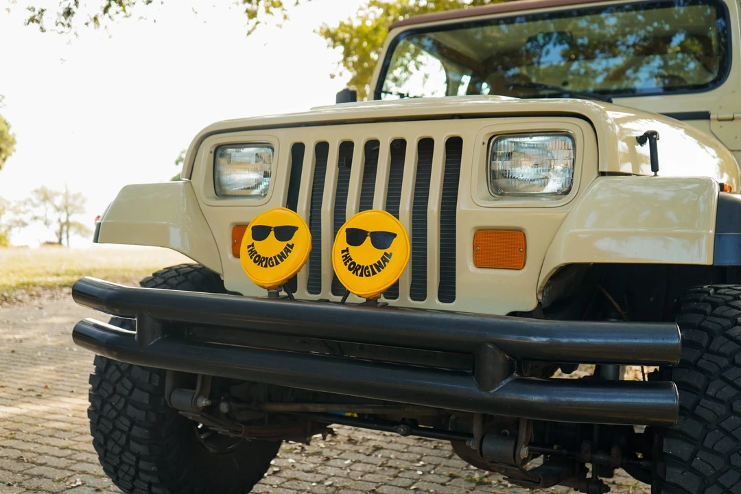 1992 Jeep YJ Wrangler - Image 12 of 31