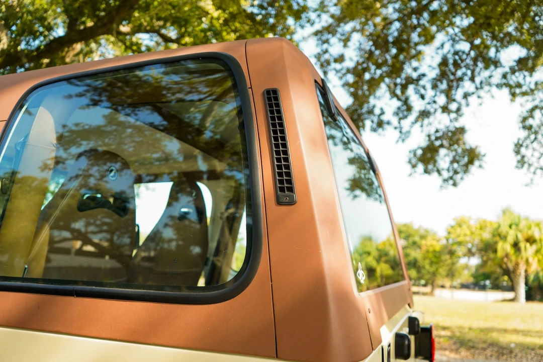 1992 Jeep YJ Wrangler - Image 24 of 31