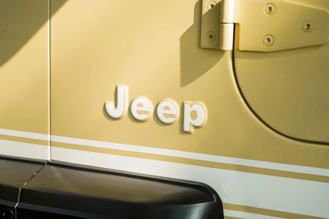 1992 Jeep YJ Wrangler - Image 20 of 31