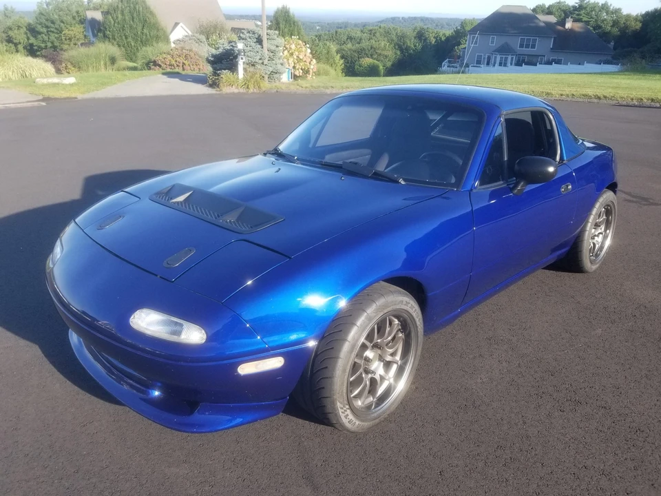 1995 Mazda NA MX-5 Miata - Image 2 of 31