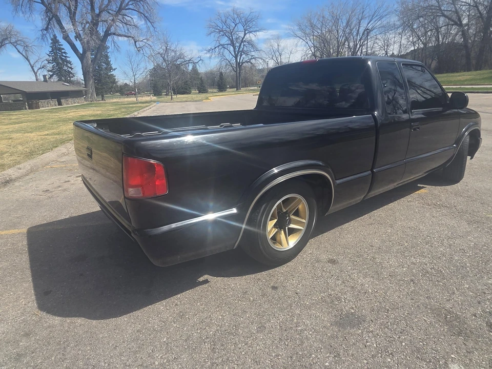 1998 Chevrolet S-10 - Image 6 of 31