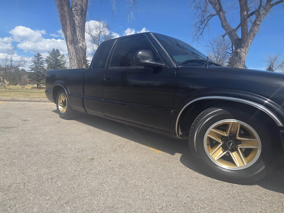 1998 Chevrolet S-10 - Image 24 of 31
