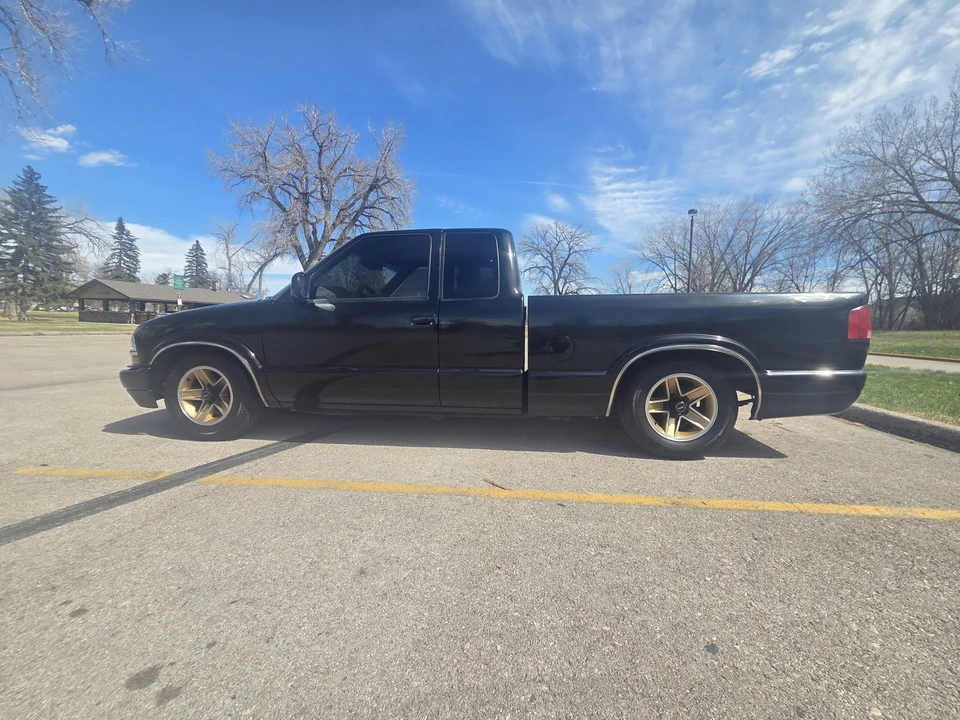 1998 Chevrolet S-10 - Image 17 of 31