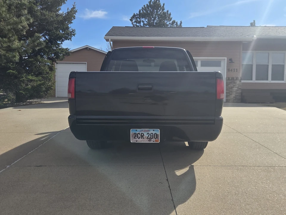 1998 Chevrolet S-10 - Image 11 of 31