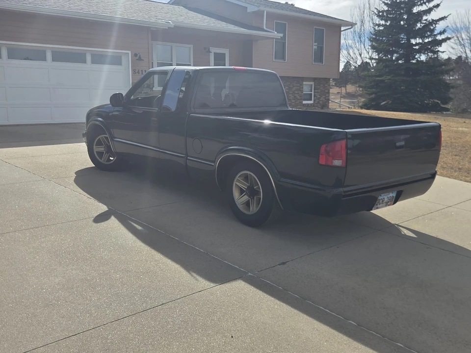 1998 Chevrolet S-10 - Image 14 of 31
