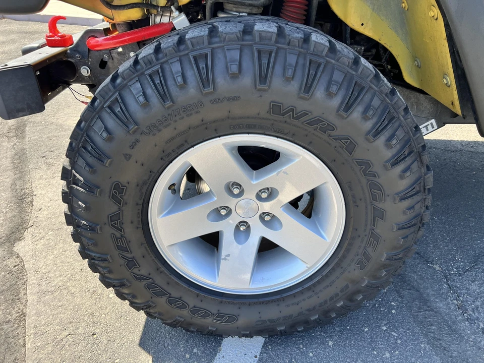 2004 Jeep TJ Wrangler - Image 30 of 31