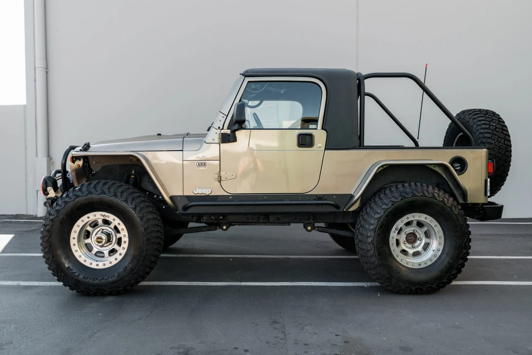 2004 Jeep TJ Wrangler - Image 15 of 31