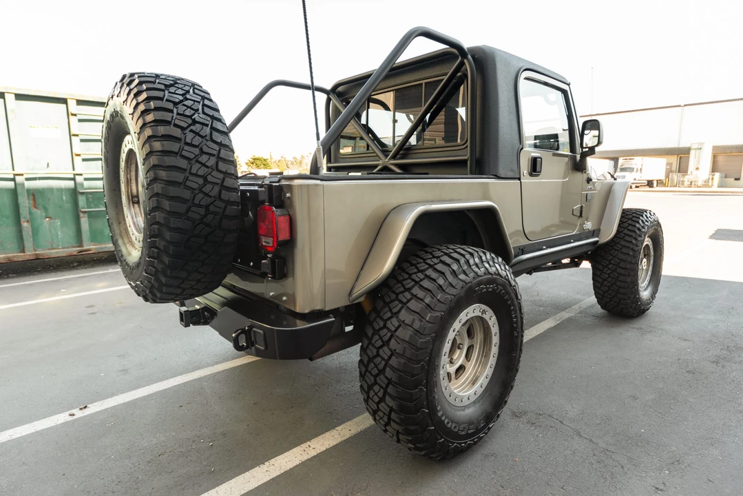 2004 Jeep TJ Wrangler - Image 9 of 31