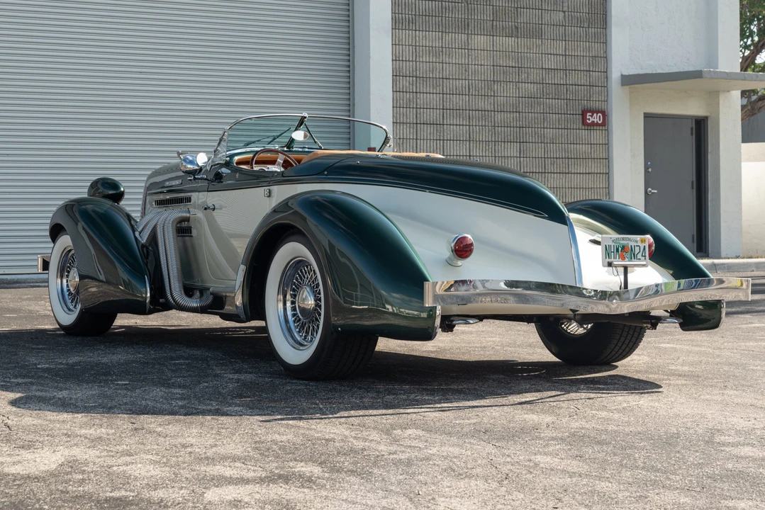 Auburn Speedster - Image 8 of 31