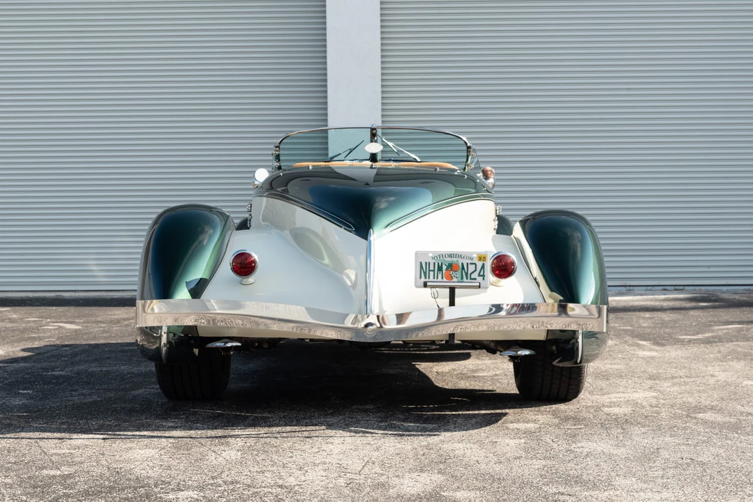 Auburn Speedster - Image 9 of 31