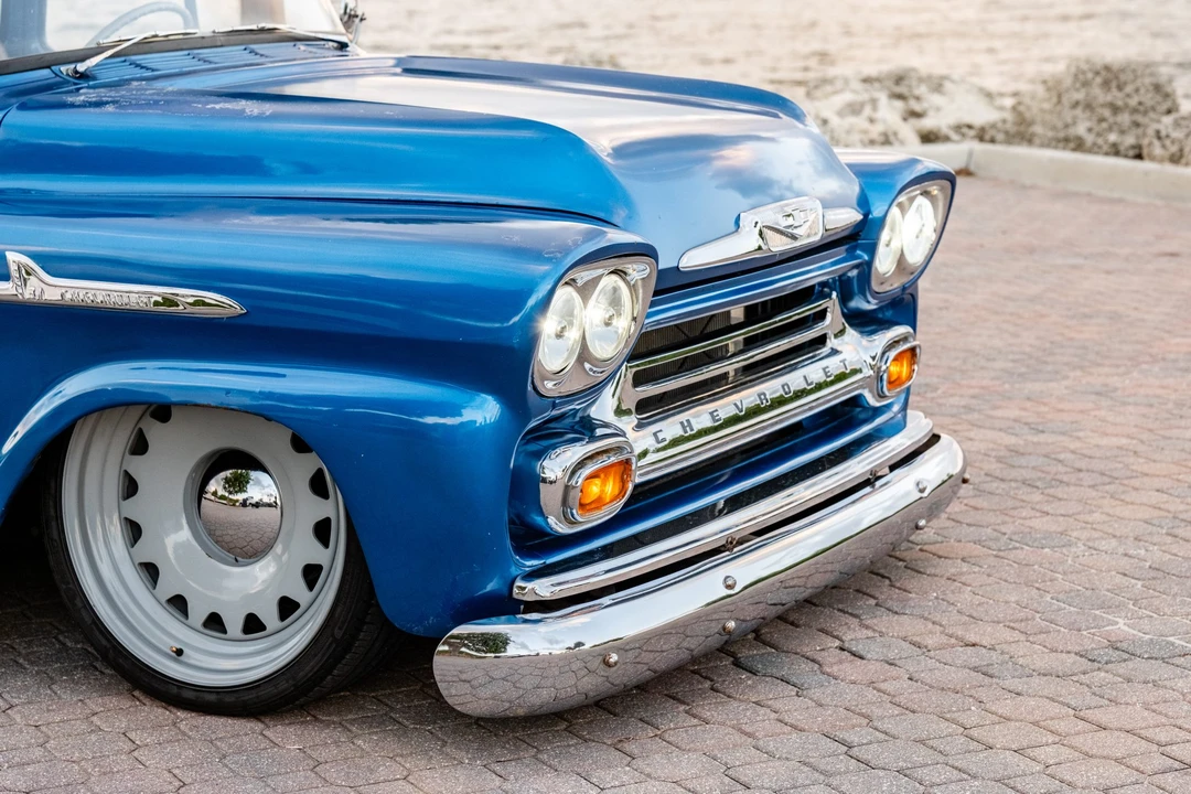Chevrolet Task Force - Image 25 of 31