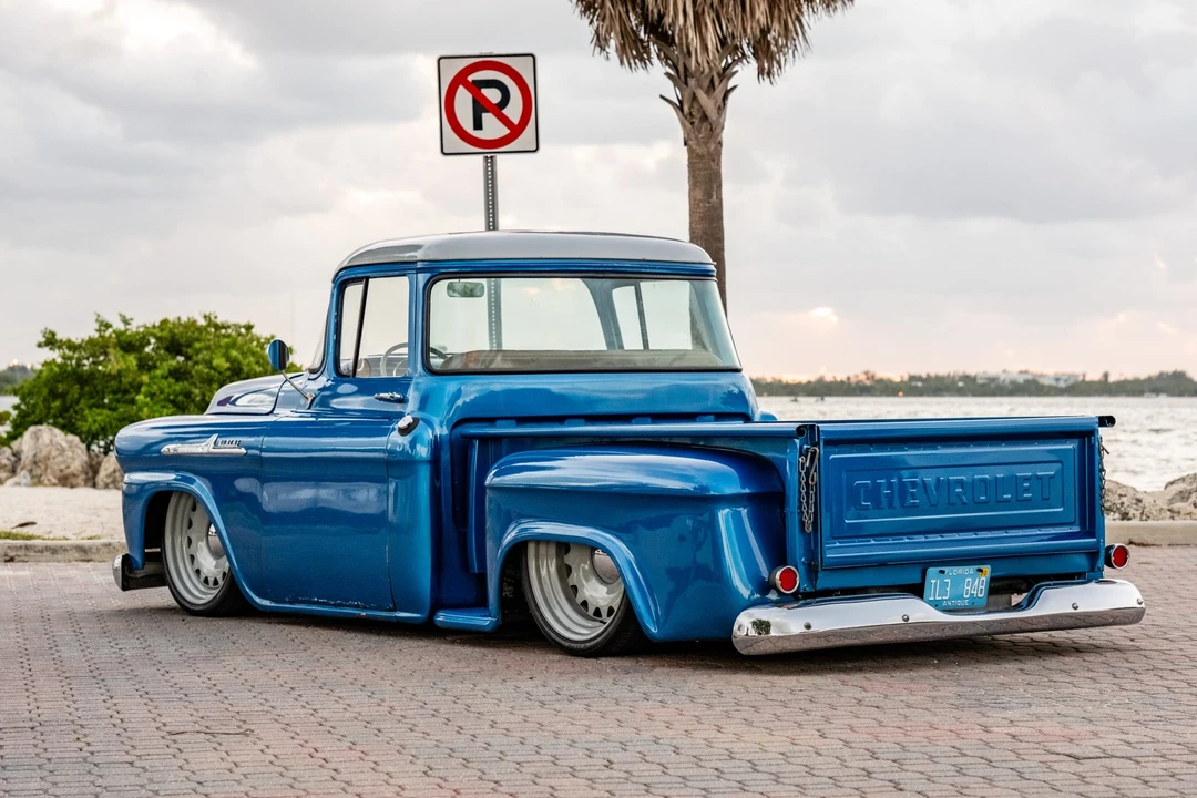 Chevrolet Task Force - Image 8 of 31