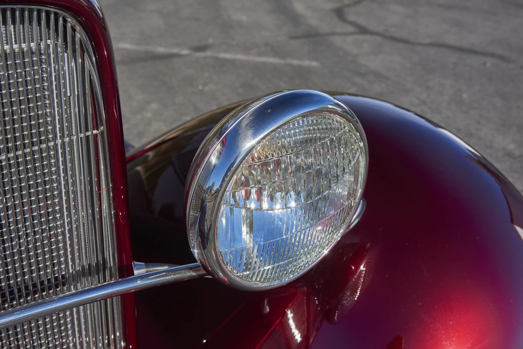 Ford Hot Rod - Image 24 of 31