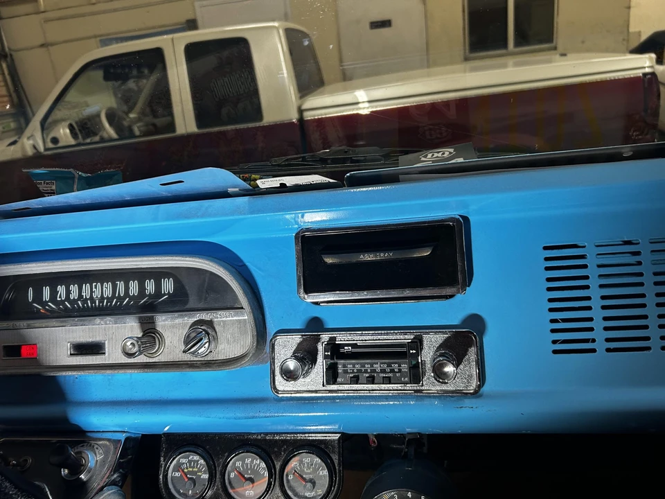 1964 Chevrolet G-Series Van - Image 18 of 31