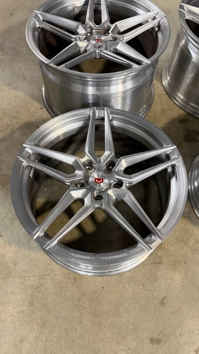 2020 Parts & Memorabilia Other Wheels - Image 4 of 7