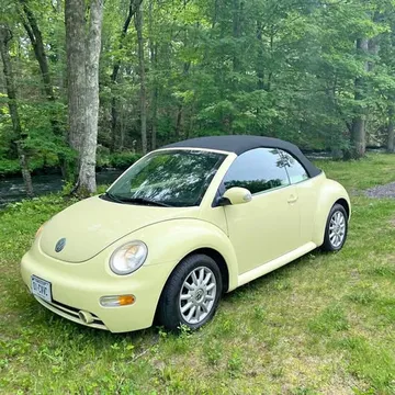 2005 Volkswagen New Beetle