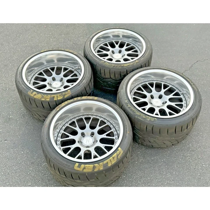 Parts & Memorabilia Other Wheels - Image 4 of 9