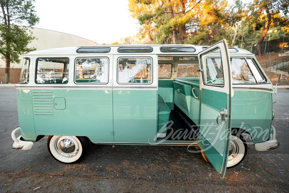 1961 Volkswagen Split-Window Bus - Image 13 of 14
