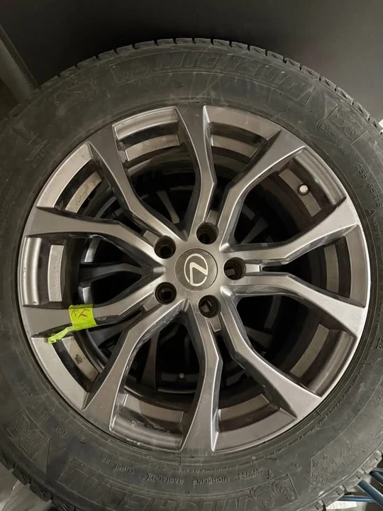 2025 Lexus RX 5th Gen - Image 5 of 6