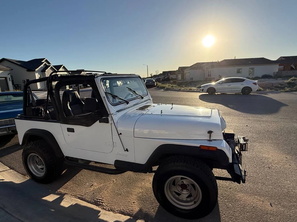 1994 Jeep YJ Wrangler - Image 5 of 7