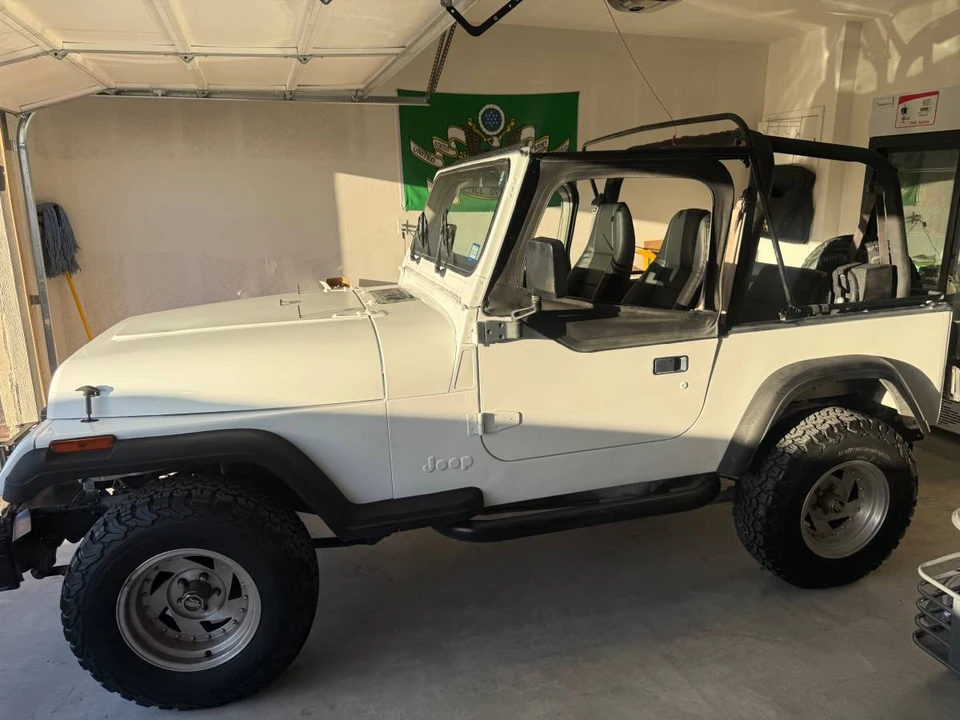 1994 Jeep YJ Wrangler - Image 7 of 7