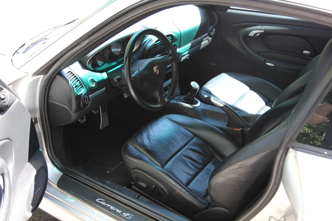 2002 Porsche 996 Carrera 4S - Image 6 of 14