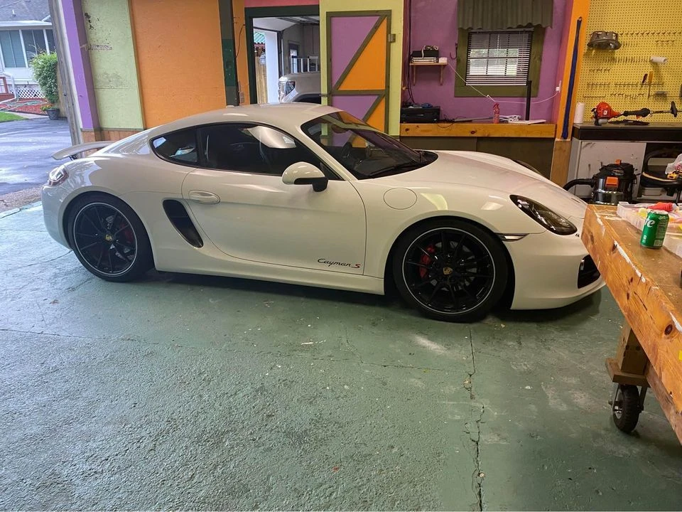2015 Porsche 981 Cayman S - Image 2 of 21