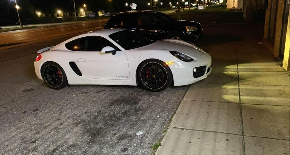 2015 Porsche 981 Cayman S - Image 5 of 21