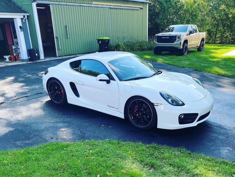 2015 Porsche 981 Cayman S - Image 13 of 21
