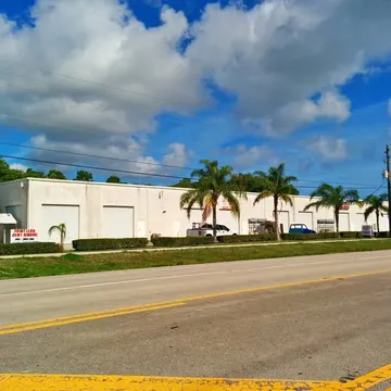 Warehouse Space For Lease in Jensen Beach, FL