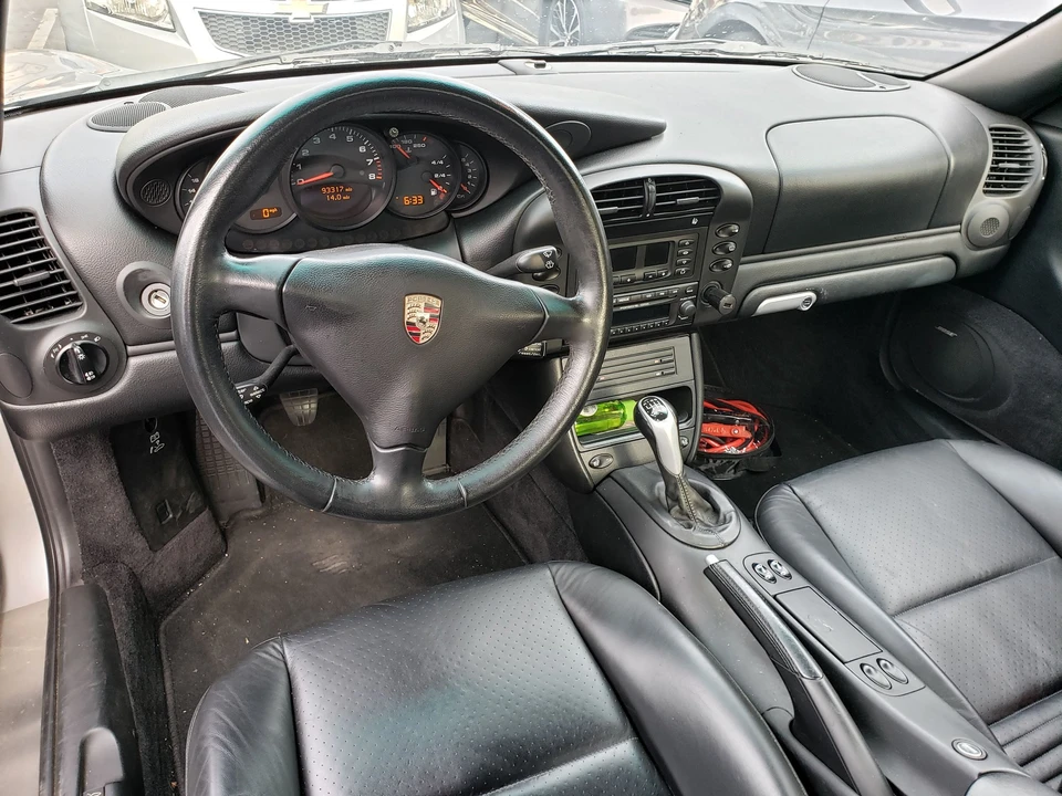 2003 Porsche 911 - Image 6 of 9
