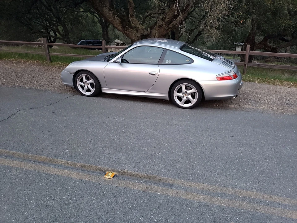 2003 Porsche 911 - Image 2 of 9