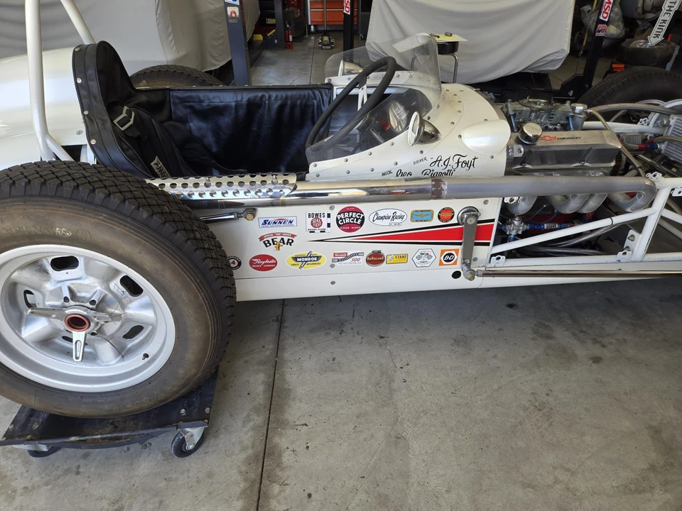 Vehicle image 20 of 31