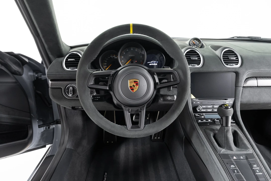 2023 Porsche 718 Cayman GT4 RS - Image 16 of 31