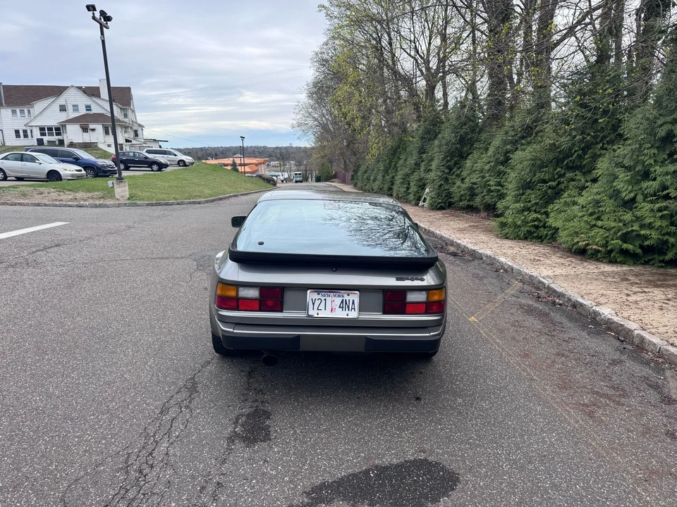 1987 Porsche 944 - Image 4 of 22