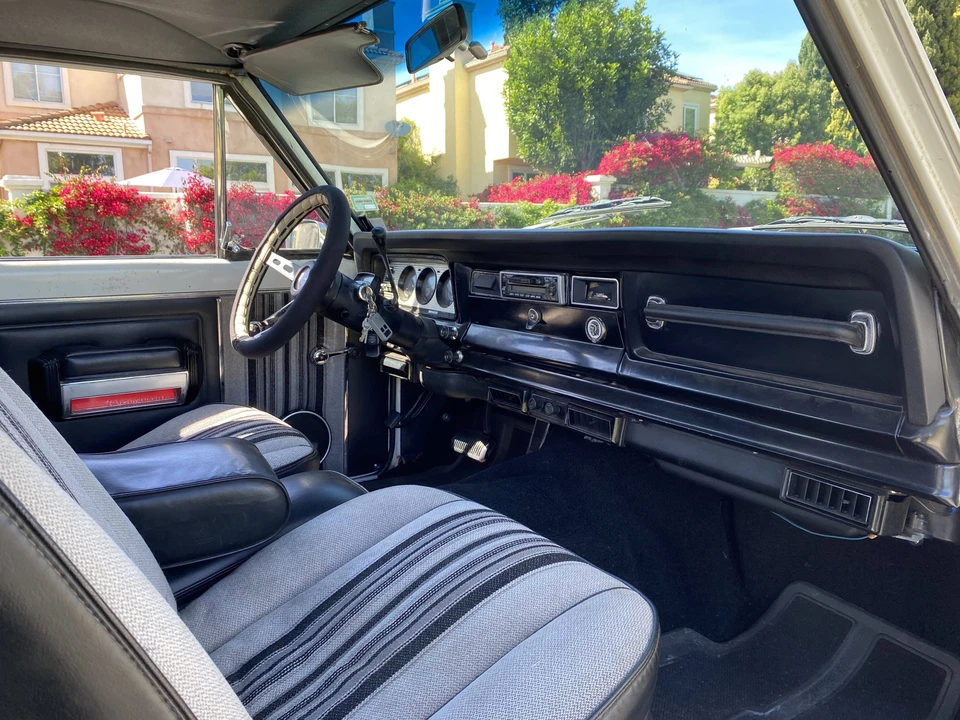 1979 Jeep SJ Cherokee - Image 6 of 11