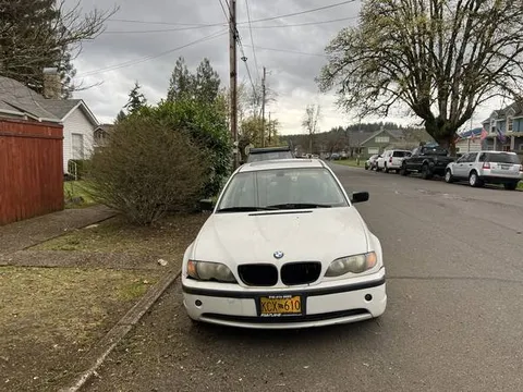2005 BMW 325i