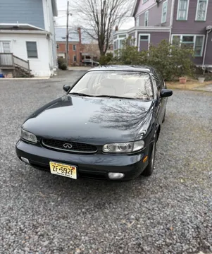 1995 Infiniti J30