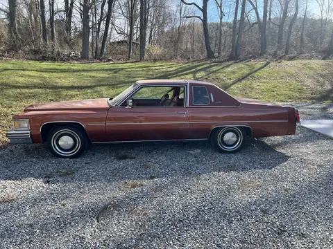 1977 Cadillac Coupe deVille