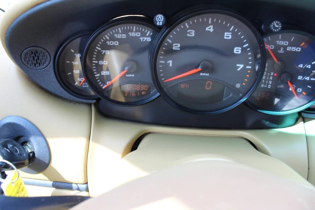 1999 Porsche 996 Carrera - Image 24 of 24