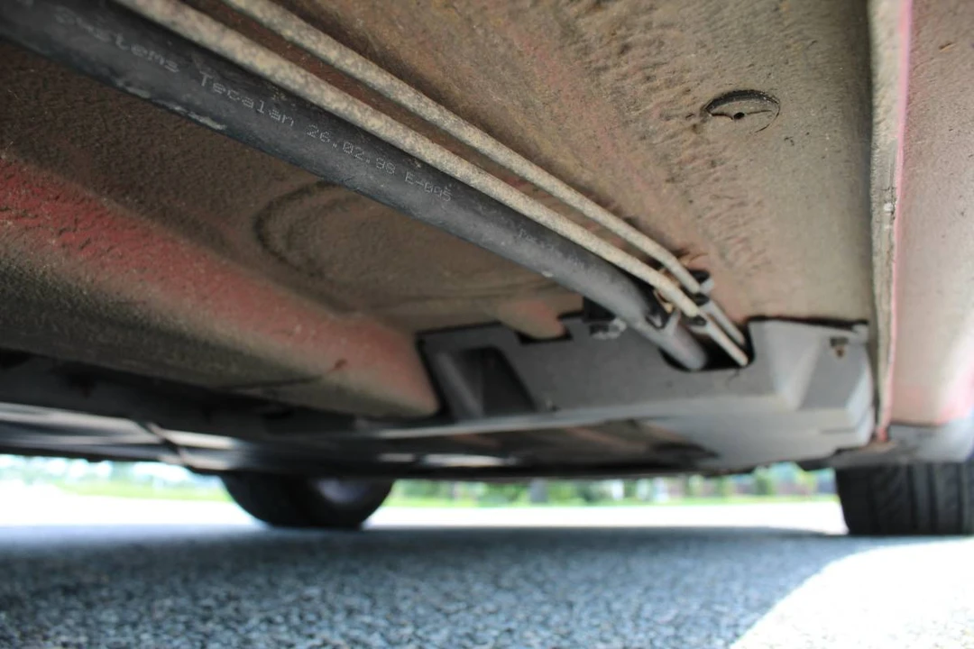 1999 Porsche 996 Carrera - Image 11 of 24