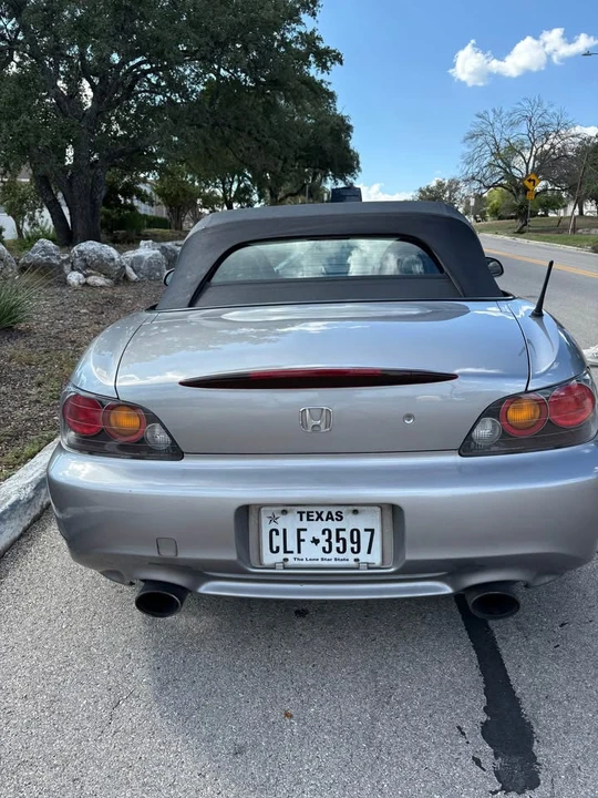 2004 Honda AP2 S2000 - Image 4 of 8