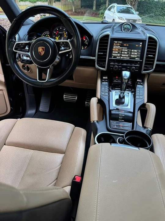 2016 Porsche 958 Cayenne - Image 6 of 7