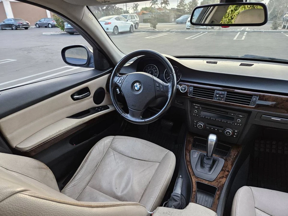2011 BMW E90 3 Series Sedan - Image 12 of 22